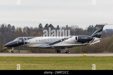 Ein Embraer Legacy 650 von Air Hamburg landet auf der Piste 14 des Flughafen Zürich. Registrierung D-ANCE. (Zürich, Schweiz, 05.04.2022) Stockfoto