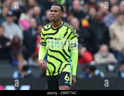 Gabriel von Arsenal. - West Ham United gegen Arsenal, Premier League, London Stadium, London, UK - 11. Februar 2024. Nur redaktionelle Verwendung – es gelten Einschränkungen für DataCo. Stockfoto