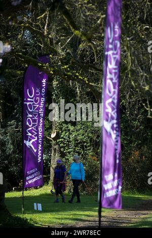 05/18 Rustick Nordic Walking Festival in Tissington, Derbyshire. Stockfoto