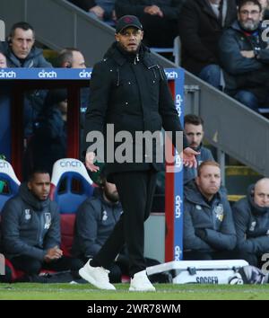 Vincent Kompany Manager von Burnley sieht enttäuscht und deprimiert aus. - Crystal Palace gegen Burnley, Premier League, Selhurst Park Stadium, Croydon, Großbritannien - 24. Februar 2024. Nur redaktionelle Verwendung – es gelten Einschränkungen für DataCo. Stockfoto