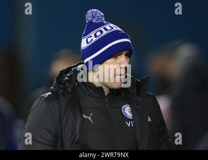 Dave Challinor Manager von Stockport County. Gillingham gegen Stockport County, Sky Bet League Two, MEMS Priestfield Stadium, Kent, Großbritannien - 20. Februar 2024. Nur redaktionelle Verwendung – es gelten Einschränkungen für DataCo. Stockfoto