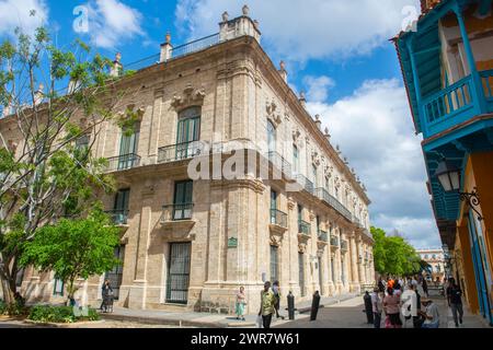 Palacio de los Capitanes Generales in der Calle Mercaderes Street in der Calle Obispo Street in Old Havanna (La Habana Vieja), Kuba. Jetzt ist dieses Gebäude Museo Stockfoto