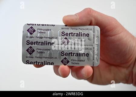 Eine Packung Sertralin-Tabletten ist in Oxford, Großbritannien, abgebildet. März 2024. Stockfoto