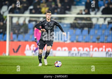 Doetinchem, Nederland. März 2024. DOETINCHEM, 11-03-2024, Stadion de Vijverberg, Fußball, niederländische Eredivisie, Saison 2023/2024, Spiel zwischen de Graafschap und Jong Ajax. Jong Ajax Spieler stirbt Janse Credit: Pro Shots/Alamy Live News Stockfoto