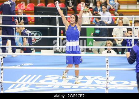 Busto Arsizio, Italien. März 2024. Alessia Mesiano während der Boxing Road to Paris, Boxspiel in Busto Arsizio, Italien, 11. März 2024 Credit: Independent Photo Agency/Alamy Live News Stockfoto