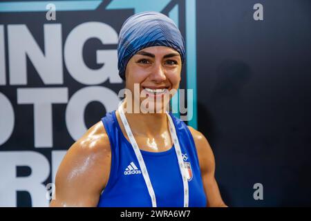 Busto Arsizio, Italien. März 2024. Alessia Mesiano während der Boxing Road to Paris, Boxspiel in Busto Arsizio, Italien, 11. März 2024 Credit: Independent Photo Agency/Alamy Live News Stockfoto