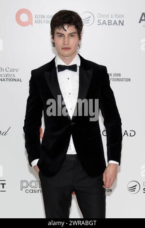 West Hollywood, USA. März 2024. Moritz nimmt am 10. März 2024 an der 32. Jährlichen Elton John AIDS Foundation Academy Awards Viewing Party im City of West Hollywood Park in West Hollywood Teil. (Foto: Corine Solberg/SipaUSA) Credit: SIPA USA/Alamy Live News Stockfoto