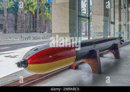 Marinemuseum von Cartagena - Raum des Vermächtnisses von Isaac Peral - das erste U-Boot der Welt. Region Murcia, Spanien, Europa Stockfoto