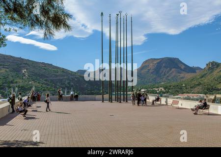 Aussichtspunkt esplanade Terrasse des Castillo de la Concepcion auf dem Hügel der Stadt Cartagena, Region Murcia, Spanien, Europa Stockfoto