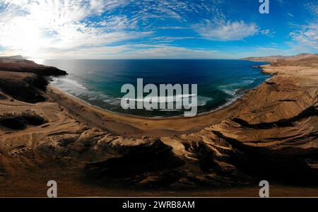 Panorama: Luftbild: Duenenlandschaft, Atlantischer Ozean bei Istmo de la Pared, Jandia, Fuerteventura, Kanarische Inseln, Spanien/Fuerteventura, Cana Stockfoto