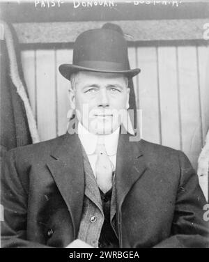 Patrick Joseph „Patsy“ Donovan, Boston Red Sox Baseballmanager, Kopf-und-Schultern-Porträt, Vorderseite, Mantel und Derby tragen, 1910, Donovan, Patsy, 1865-1953, Fotodrucke, 1910-1920., Porträtfotos, 1910-1920, Fotodrucke, 1910-1920, 1 Fotodruck Stockfoto