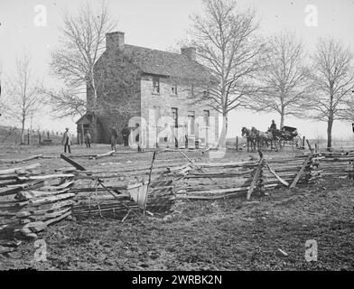 Bull Run, Va Matthews' oder das Steinhaus, Foto aus dem östlichen Kriegsschauplatz, First Bull Run, Juli 1861. Barnard, George N., 1819-1902, Fotograf, 1862. März, Vereinigte Staaten, Geschichte, Bürgerkrieg, 1861-1865, Stereographen, 1860-1870., Stereographen, 1860-1870, Nass-Kollodion-negative, 1 negativ (2 Platten): Glas, Stereogramm, Nass-Kollodion Stockfoto