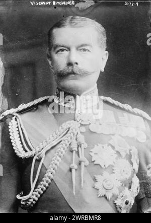 Viscount Kitchener, Fotoshow Horatio Herbert Kitchener, 1. Earl Kitchener (1850–1916), ein britischer Feldmarschall und Prokonsul, der im Zweiten Burenkrieg und im Ersten Weltkrieg diente. 1910 und ca. 1915, Glasnegative, 1 negativ: Glas Stockfoto