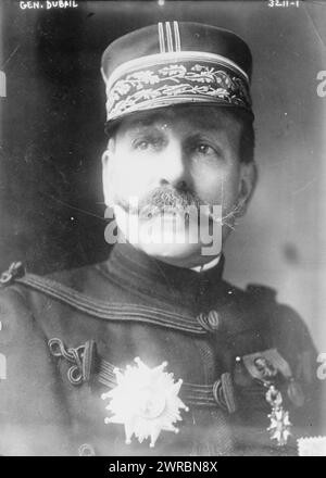 General Dubail, Foto zeigt General Augustin Yvon Edmond Dubail (1851–1934), der von 1914 bis 1915 während des Ersten Weltkriegs Befehlshaber der französischen Armee in Lothringen war, 9. September 1914, Glasnegative, 1 negativ: Glas Stockfoto