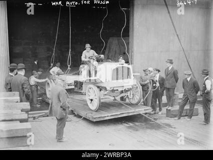 War Auto for Russia, Foto zeigt Automobil, wahrscheinlich für die Kriegsanstrengungen in Russland während des Ersten Weltkriegs, zwischen ca. 1914 und ca. 1915, Weltkrieg, 1914-1918, Glasnegative, 1 negativ: Glas Stockfoto