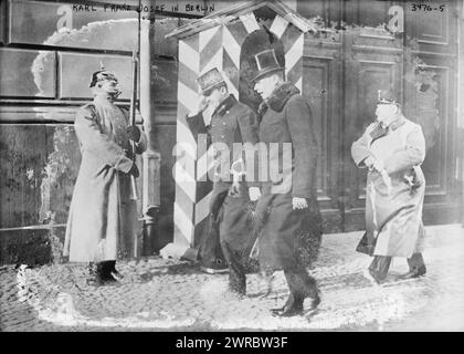 Karl Franz Josef in Berlin, Foto zeigt Karl I. von Österreich, Karl Franz Joseph Louis Hubert Georg Otto Maria von Habsburg-Lothringen (1887–1922), den letzten Herrscher des österreichisch-ungarischen Reiches., zwischen ca. 1910 und ca. 1915, Glasnegative, 1 negativ: Glas Stockfoto