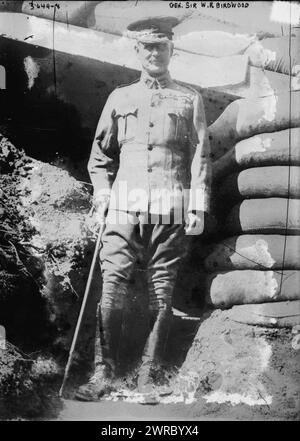 General Sir W.R. Birdwood, Foto zeigt Feldmarschall William Riddell Birdwood, 1. Baron Birdwood (1865–1951), einen britischen General, der während des Gallipoli-Feldzugs 1915 während des Ersten Weltkriegs zwischen CA als Kommandant des australischen und neuseeländischen Armeekorps diente. 1910 und ca. 1915, Glasnegative, 1 negativ: Glas Stockfoto