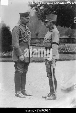 Kaiser & General Conrad v. Hotzendorf, Foto zeigt Kaiser Wilhelm II. Von Deutschland (1859–1941) mit Graf Franz Xaver Joseph Conrad von Hötzendorf (1852–1925), einem österreichisch-ungarischen Heeroffizier., zwischen ca. 1910 und ca. 1915, Glasnegative, 1 negativ: Glas Stockfoto