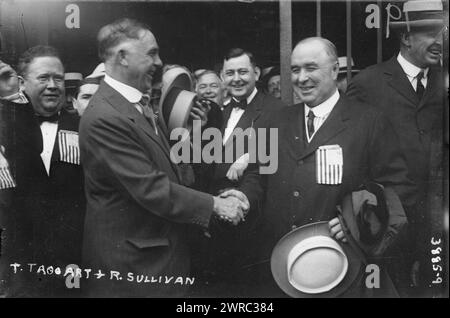 Taggart & R. Sullivan, Foto zeigt Thomas Taggart (1856–1929) (links), Senator aus Indiana und Roger Sullivan (1861–1970), Mitglied der Demokratischen Organisation des Cook County, auf der Demokratischen Nationalversammlung 1916 in St. Louis, Missouri vom 14.-16. Juni 1916, Glas-negative, 1 negativ: Glas Stockfoto