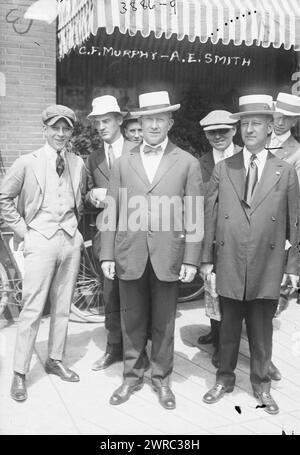 Murphy, A.E. Smith, Foto zeigt Charles F. Murphy (1858–1924) Leiter der Tammany Hall in New York und Al Smith (1873–1944) einen amerikanischen Staatsmann auf der Democratic National Convention 1916 in St. Louis, Missouri vom 14.-16. Juni 1916, Glas-negative, 1 negativ: Glas Stockfoto