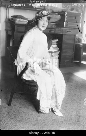 Fernanda Riabouchinsky, Foto zeigt Fernanda (Rocchi) Riabouchinsky, die 1914 den russischen Diplomaten Nicholas Riabouchinsky heiratete. Das Paar ließ sich 1916 scheiden, zwischen ca. 1915 und 1916, Glasnegative, 1 negativ: Glas Stockfoto