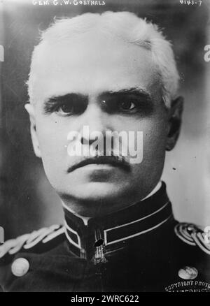 General G.W. Goethals, Foto zeigt General George Washington Goethals (1858–1928), der den Bau des Panamakanals überwachte. 1915 und ca. 1920, Glasnegative, 1 negativ: Glas Stockfoto