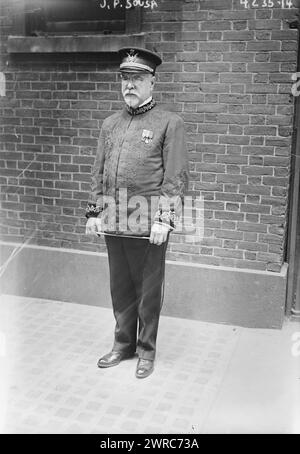 J. P. Sousa, Foto zeigt den Komponisten und Dirigenten John Philip Sousa (1854–1932) in Uniform., 1917, Glasnegative, 1 negativ: Glas Stockfoto