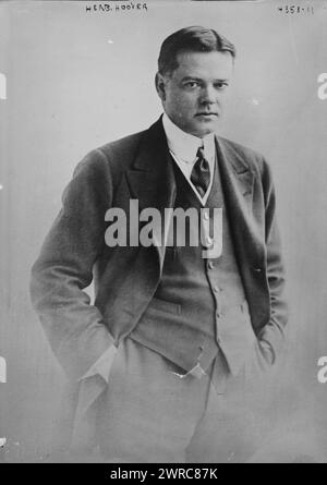 Kraut. Hoover, das Foto zeigt Präsident Herbert Hoover, der nach dem Eintritt der USA in den Ersten Weltkrieg im April 1917 zum Leiter der US-amerikanischen Lebensmittelbehörde ernannt wurde. 1915 und ca. 1920, Glasnegative, 1 negativ: Glas Stockfoto