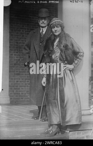 M.T. Herrick & Anne Morgan, Foto zeigt US-Botschafter Myron Timothy Herrick (1854–1929) und Philanthropin Anne Tracy Morgan (1873–1952), die zusammen stehen. 1918 waren sie Präsident und Vizepräsident des American Committee of Desastated France, 1918?, World war, 1914–1918, Glass negative, 1 negativ: Glas Stockfoto