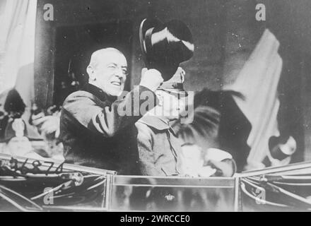 Wilson & König von Italien, Foto zeigt Präsident Woodrow Wilson (1856-1924) mit König Viktor Emmanuel III. (1869-1947) von Italien, auf dem Weg nach Quirinal, Rom, Italien, 4. Januar, 1919., 4. Januar 1919, Glasnegative, 1 negativ: Glas Stockfoto