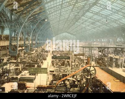 Innenansicht der Galerie der Maschinen, Exposition universelle internationale de 1889, Paris, Frankreich, 1889, Exposition universelle de 1889, (Paris, Frankreich), Ausstellungen & Displays, Farbe, 1880-1890., Farbe, 1880-1890, 1 fotomechanischer Druck: Photochrom, Farbe Stockfoto