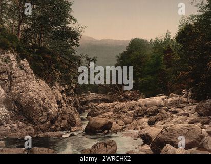 Miners' Bridge, Fairy Glen, Bettws-y-Coed (d. h. Betws), Wales, zwischen ca. 1890 und ca. 1900., Wales, Betws-y-Coed, Farbe, 1890-1900 Stockfoto