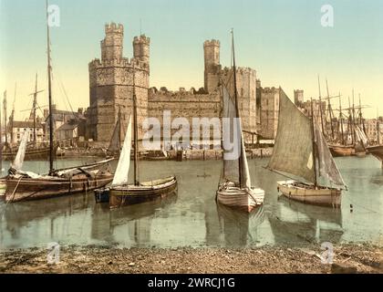 Allgemeine Ansicht Ende, Carnarvon Castle (d. h. Caernarfon), Wales, zwischen ca. 1890 und ca. 1900, Castles & Palaces, Wales, Caernarfon, 1890-1900, Farbe, 1890-1900 Stockfoto