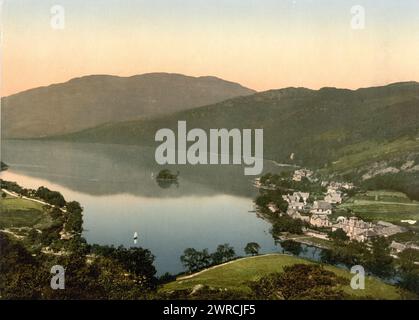 St. Fillans aus S.E. (d. h. Südosten), Schottland, Print zeigt die Stadt St. Fillans am Loch (See) verdienen., zwischen ca. 1890 und ca. 1900., Schottland, St. Fillanen, Farbe, 1890-1900 Stockfoto