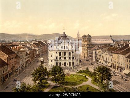 High Street und Theater, Kaschau, Ungarn, Österreich-Ungarn, zwischen ca. 1890 und ca. 1900., Farbe, 1890-1900 Stockfoto