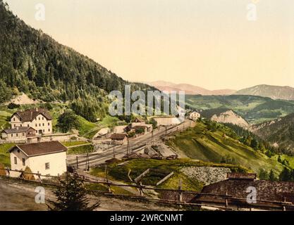 Semmering-Bahn, Semmering-Bahnhof und Hotel Stephanie, Steiermark, Österreich-Ungarn, zwischen ca. 1890 und ca. 1900., Farbe, 1890-1900 Stockfoto