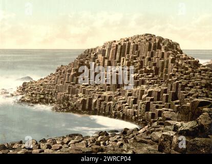 Die Waben, der Giant's Causeway. County Antrim, Irland, zwischen ca. 1890 und ca. 1900., Nordirland, County Antrim, Color, 1890-1900 Stockfoto