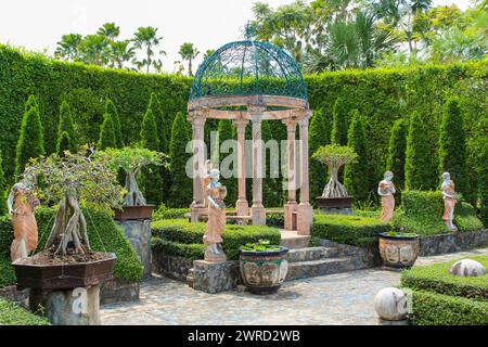 Statuen im besten Garten der Welt im Nongnooch Garden. Dieser Ort ist berühmt für Thailand, Pattaya, Chonburi, Thailand Stockfoto