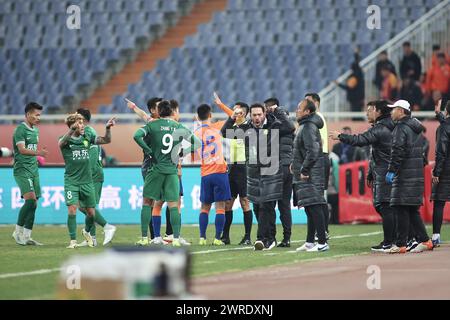 Der Shandong Taishan Football Club 0-0 zog den Beijing Guoan Football Club in der zweiten Runde der Chinesischen Super League (CSL) 2024 in Jinan City, Ost-Chi Stockfoto