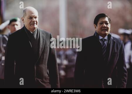 L-R Olaf Scholz SPD, Bundeskanzler, und Ferdinand Marcos Jr., Staatspraesident der Philippinen, aufgenommen im Rahmen eines gemeinsamen Treffens in Berlin, 12.03.2024. Berlin Deutschland *** L R Olaf Scholz SPD , Bundeskanzler, und Ferdinand Marcos Jr , Präsident der Philippinen, auf einer gemeinsamen Sitzung in Berlin, 12 03 2024 Berlin Deutschland Copyright: xFlorianxGaertnerxphotothek.dex Stockfoto