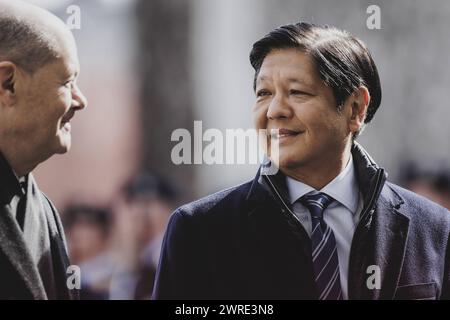 L-R Olaf Scholz SPD, Bundeskanzler, und Ferdinand Marcos Jr., Staatspraesident der Philippinen, aufgenommen im Rahmen eines gemeinsamen Treffens in Berlin, 12.03.2024. Berlin Deutschland *** L R Olaf Scholz SPD , Bundeskanzler, und Ferdinand Marcos Jr , Präsident der Philippinen, auf einer gemeinsamen Sitzung in Berlin, 12 03 2024 Berlin Deutschland Copyright: xFlorianxGaertnerxphotothek.dex Stockfoto