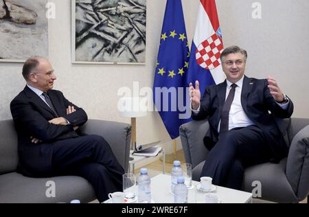 Zagreb, Kroatien. März 2024. Premierminister Andrej Plenkovic erhielt am 12. März den Bericht des Autors über die Zukunft des Gemeinsamen Marktes und den ehemaligen italienischen Premierminister Enrico Lettu in Banski dvori in Zagreb, Kroatien. 2024. Foto: Sanjin Strukic/PIXSELL Credit: Pixsell/Alamy Live News Stockfoto