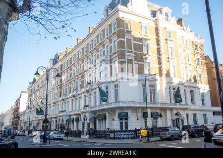 LONDON - 15. JANUAR 2024: Das 5-Sterne-Hotel Other House in South Kensington an der Gloucester Road Stockfoto