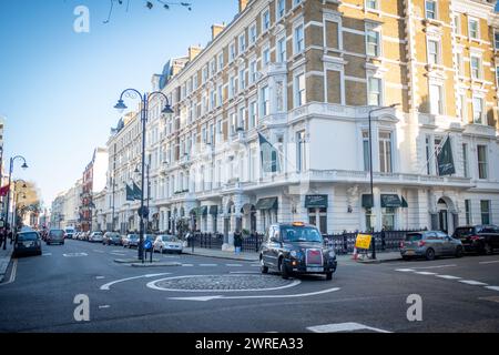 LONDON - 15. JANUAR 2024: Das 5-Sterne-Hotel Other House in South Kensington an der Gloucester Road Stockfoto