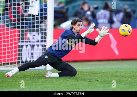 Bologna, Italien. März 2024. Yann Sommer vom FC Internazionale während der Serie A TIM Spiel zwischen Bologna FC und FC Internazionale im Stadio Renato Dall’Ara am 9. März 2024 in Bologna, Italien Credit: Giuseppe Maffia/Alamy Live News Stockfoto