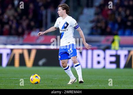 Bologna, Italien. März 2024. Nicolo’ Barella vom FC Internazionale während des Spiels zwischen Bologna FC und FC Internazionale im Stadio Renato Dall’Ara am 9. März 2024 in Bologna, Italien Credit: Giuseppe Maffia/Alamy Live News Stockfoto