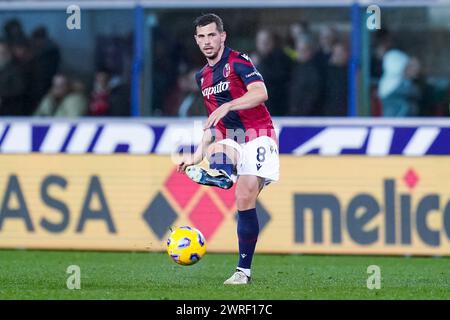 Bologna, Italien. März 2024. Remo Freuler von Bologna FC während des Spiels zwischen Bologna FC und FC Internazionale im Stadio Renato Dall’Ara am 9. März 2024 in Bologna, Italien Credit: Giuseppe Maffia/Alamy Live News Stockfoto