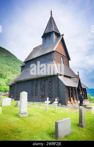 Urnes Stabkirche in Ornes, am Lustrafjord, Norwegen Stockfoto