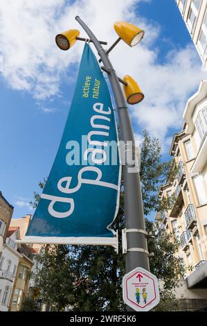 La ville cotiere de La Panne - Immobilier | Stadt an der belgischen Küste - de Panne - Immobilien Stockfoto