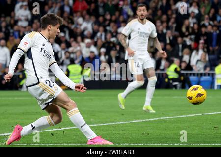 Madrid, Spanien. März 2024. Arda Guler von Real Madrid CF spielte am 10. März 2024 im Santiago Bernabeu Stadion in Madrid, Spanien, während des La-Liga-Spiels zwischen Real Madrid und RC Celta. (Foto: Cesar Cebolla/PRESSINPHOTO) Credit: PRESSINPHOTO SPORTS AGENCY/Alamy Live News Stockfoto